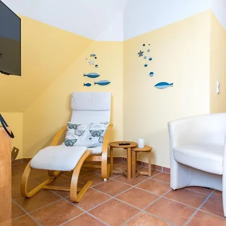 Apartament Haus-an-der-mole-wohnung-i-strandnest *